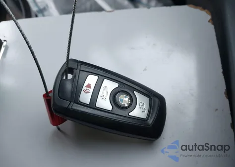 2015 BMW 528I xDrive из США, поврежденный, VIN WBA5A7C54FD627544